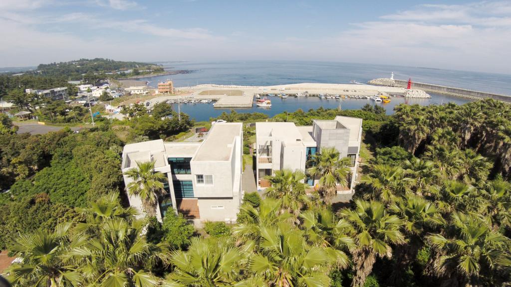 Cobeach Familiar Pension Seogwipo Dış mekan fotoğraf