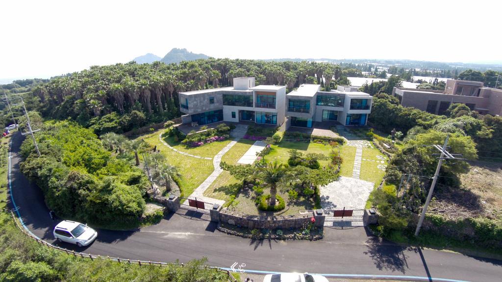 Cobeach Familiar Pension Seogwipo Dış mekan fotoğraf