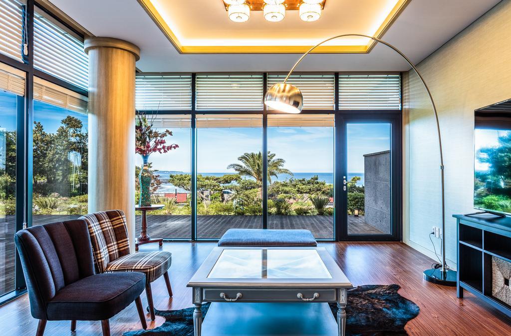 Cobeach Familiar Pension Seogwipo Dış mekan fotoğraf