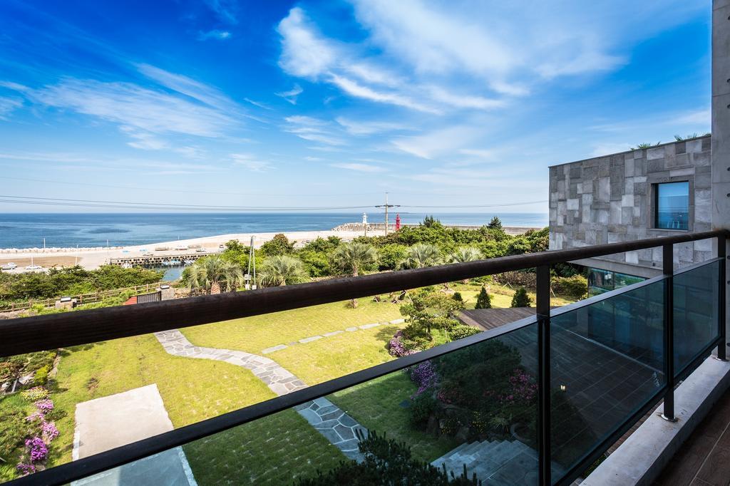 Cobeach Familiar Pension Seogwipo Dış mekan fotoğraf