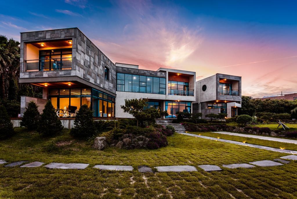 Cobeach Familiar Pension Seogwipo Dış mekan fotoğraf